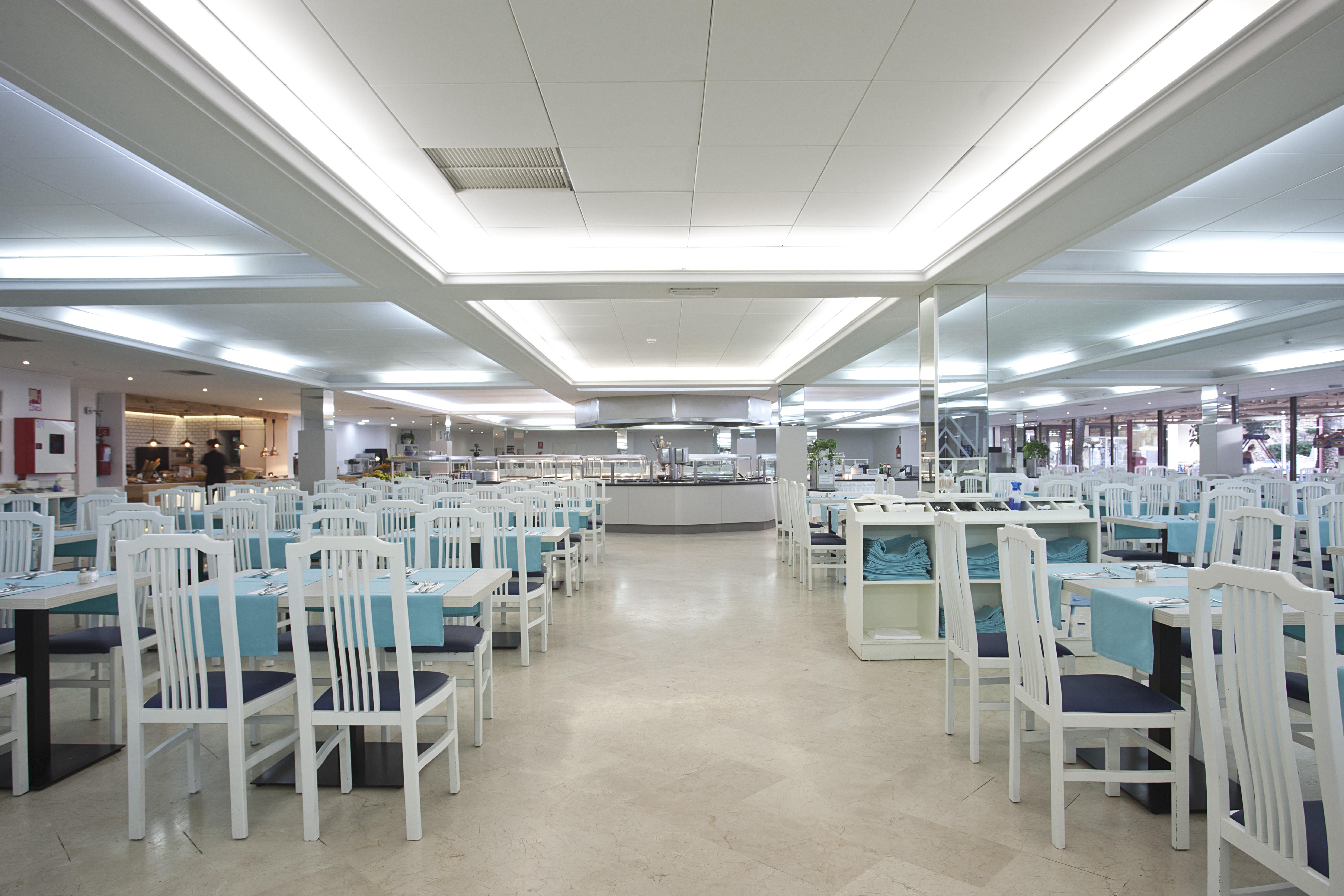 Club Hotel Aguamarina Arenal d'en Castell Esterno foto