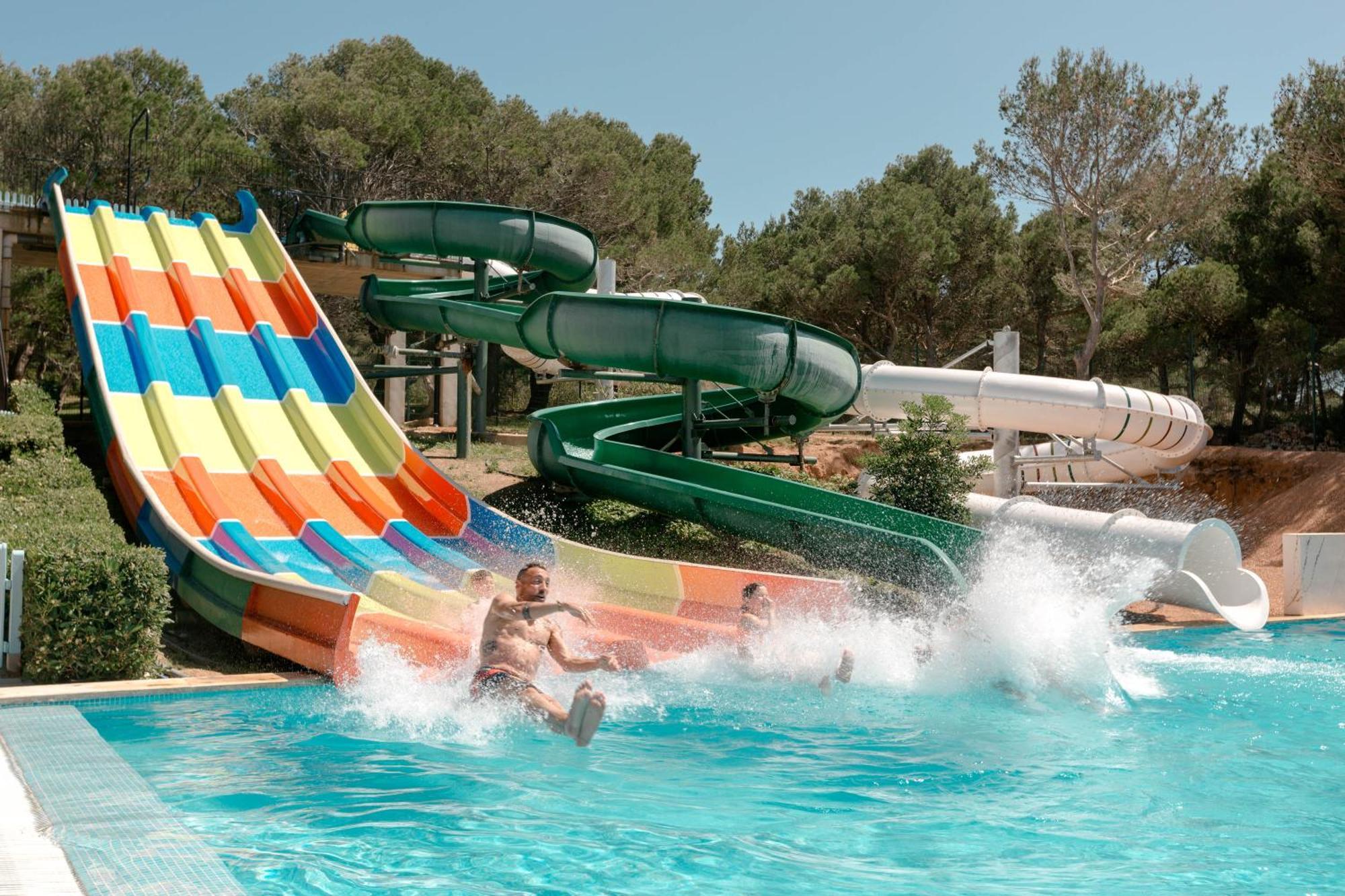 Club Hotel Aguamarina Arenal d'en Castell Esterno foto